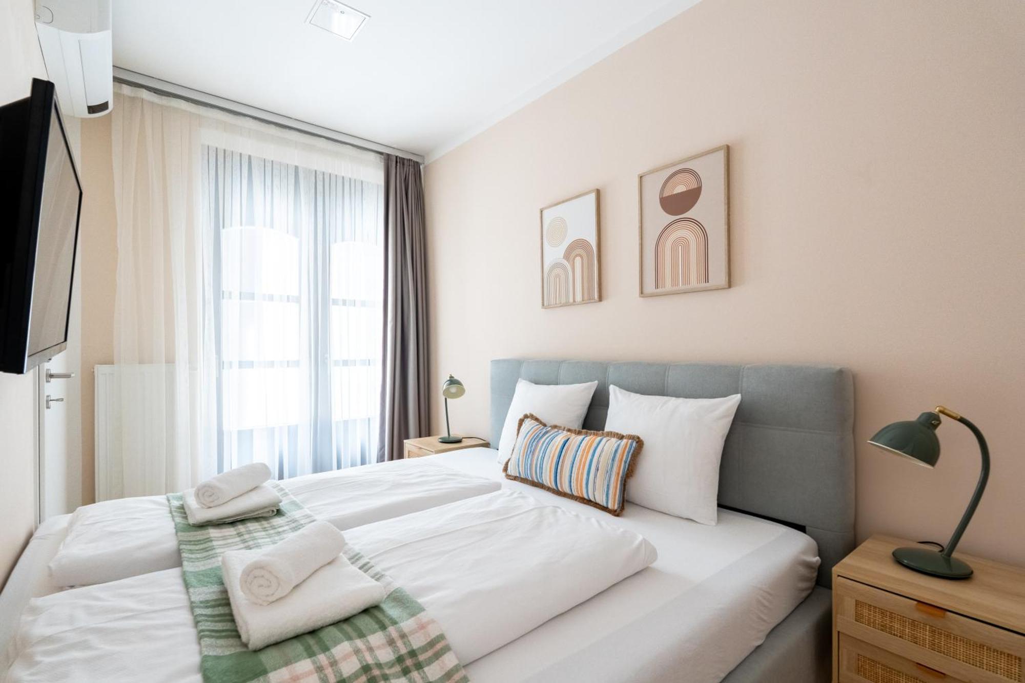 Schoenbrunn Apartment